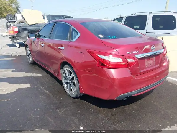 1N4AL3APXHC475504 — 2017 Nissan Altima, фото 3 с аукциона IAAI 10.10.2026, Естественный износ