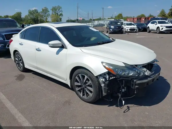 1N4AL3AP6HC279818 — 2017 Nissan Altima, Передняя часть (Front End), фото до ремонта
