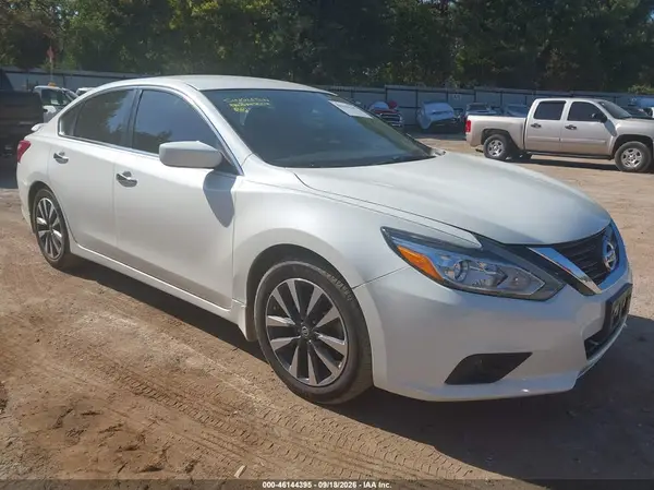 1N4AL3AP4HC165624 — 2017 Nissan Altima, Задняя часть (Rear), фото до ремонта