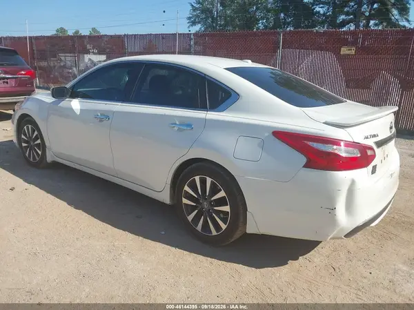 1N4AL3AP4HC165624 — 2017 Nissan Altima, фото 3 с аукциона IAAI, Задняя часть