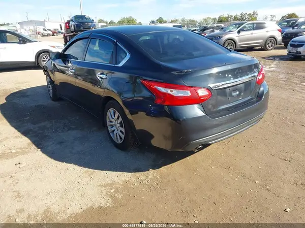 1N4AL3AP1HC224466 — 2017 Nissan Altima, фото 3 с аукциона IAAI 08.10.2026, Передняя часть