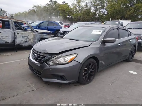 1N4AL3AP5HC202812 — 2017 Nissan Altima, фото 2 с аукциона IAAI, Передняя часть