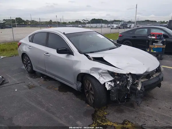 1N4AL3AP3HC252494 — 2017 Nissan Altima, Передняя часть (Front End), фото до ремонта