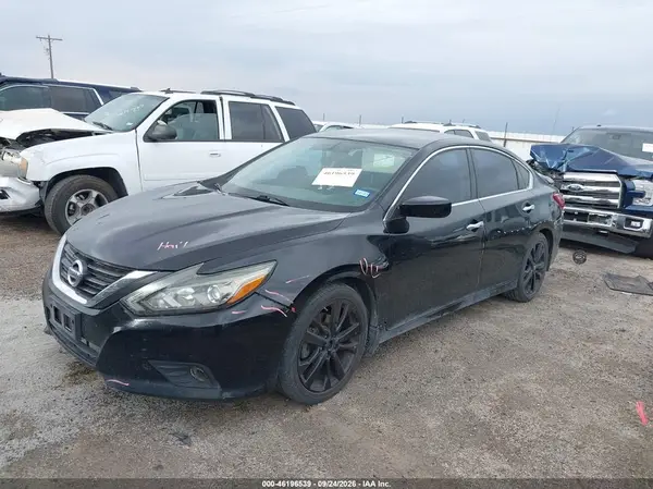 1N4AL3AP9HN344097 — 2017 Nissan Altima, фото 2 с аукциона IAAI, Правый бок