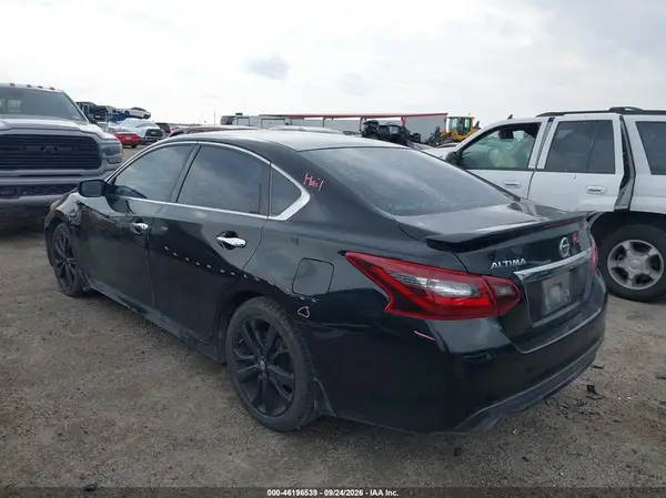 1N4AL3AP9HN344097 — 2017 Nissan Altima, фото 3 с аукциона IAAI, Правый бок