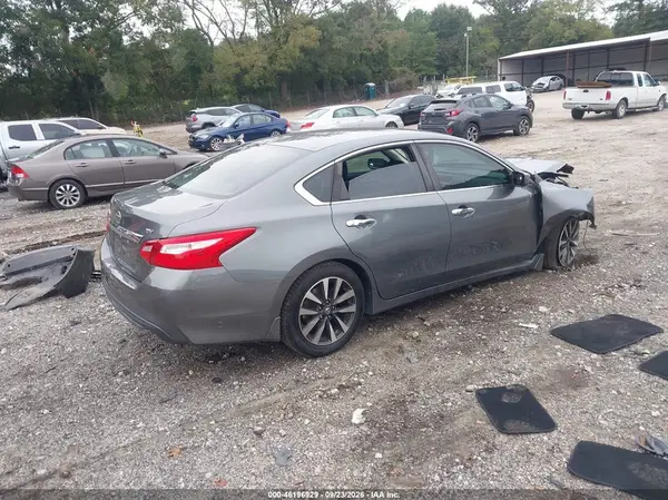 1N4AL3AP1HC266331 — 2017 Nissan Altima, фото 4 с аукциона IAAI, Передняя часть