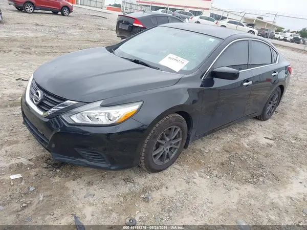 1N4AL3AP8HC147658 — 2017 Nissan Altima, фото 2 с аукциона IAAI, Правый бок