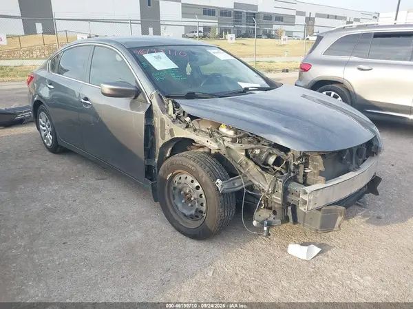 1N4AL3AP2HN360657 — 2017 Nissan Altima, Передняя часть (Front End), фото до ремонта