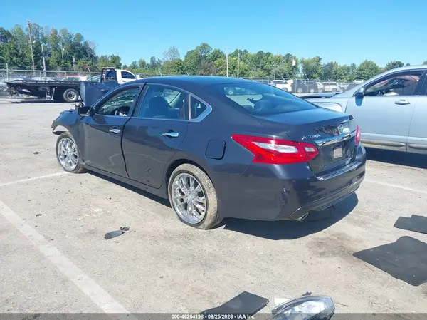 1N4AL3AP7HC118250 — 2017 Nissan Altima, фото 3 с аукциона IAAI, Передняя часть