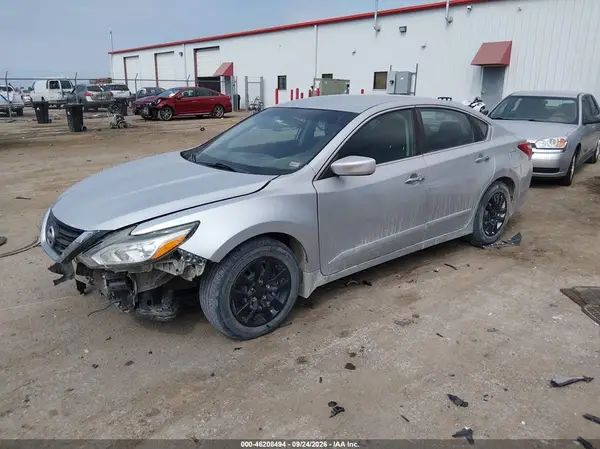 1N4AL3AP5HC226706 — 2017 Nissan Altima, фото 2 с аукциона IAAI, Передняя часть