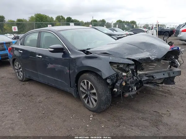 1N4AL3AP2HC259341 — 2017 Nissan Altima, Передняя часть (Front End), фото до ремонта