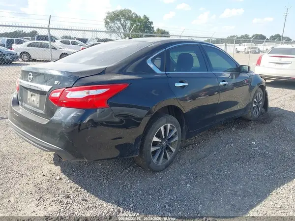 1N4AL3AP6HC113816 — 2017 Nissan Altima, фото 4 с аукциона IAAI, Левый бок