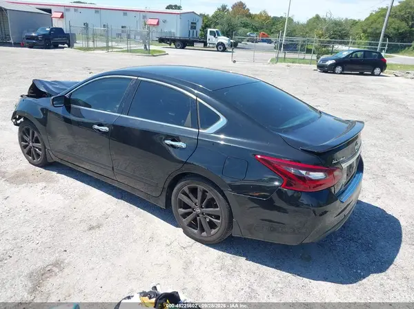 2017 NISSAN ALTIMA VIN 1N4AL3AP5HC207640 фото 3