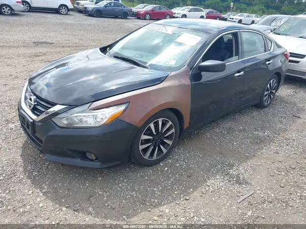 1N4AL3AP3JC174174 — 2018 Nissan Altima, фото 2 с аукциона IAAI 13.10.2026, Естественный износ