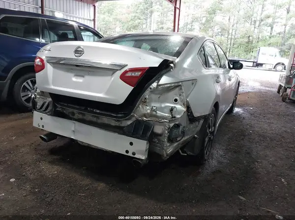 1N4AL3AP5JC142617 — 2018 Nissan Altima, фото 4 с аукциона IAAI 08.10.2026, Задняя часть