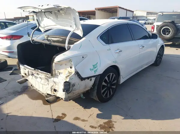 1N4AL3AP6JC128676 — 2018 Nissan Altima, фото 4 с аукциона IAAI, Задняя часть