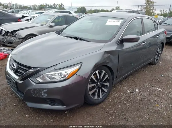 1N4AL3APXJC263935 — 2018 Nissan Altima, фото 2 с аукциона IAAI, Передняя часть