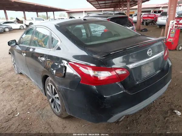 1N4AL3AP6JC140777 — 2018 Nissan Altima, фото 3 с аукциона IAAI, Передняя часть