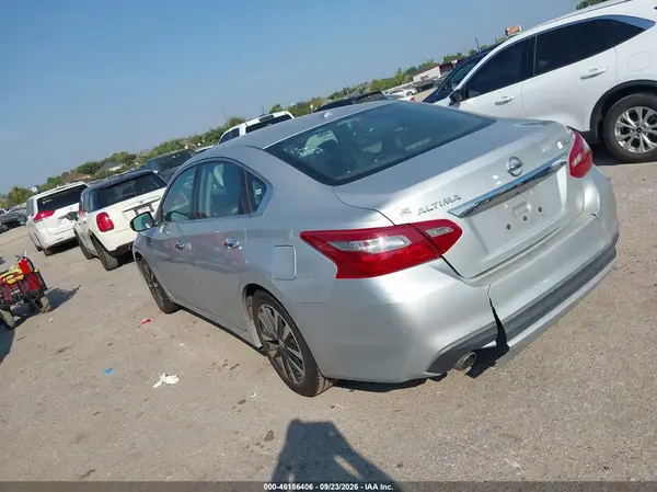 1N4AL3AP6JC145977 — 2018 Nissan Altima, фото 3 с аукциона IAAI 14.10.2026, Естественный износ