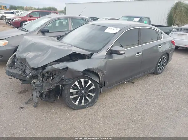 1N4AL3APXJC127062 — 2018 Nissan Altima, фото 2 с аукциона IAAI, Передняя часть
