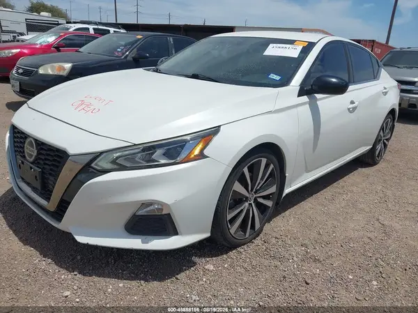 1N4BL4CV2KC182547 — 2019 Nissan Altima, фото 2 с аукциона IAAI 07.10.2026, Естественный износ