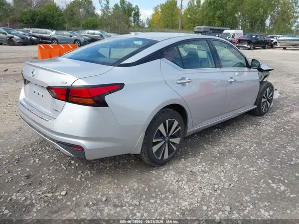 1N4BL4DW5KC154720 — 2019 Nissan Altima, фото 4 с аукциона IAAI 02.10.2026, Передняя часть справа