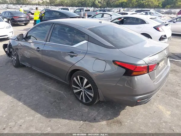 1N4BL4CVXKC136822 — 2019 Nissan Altima, фото 3 с аукциона IAAI, Передняя часть слева