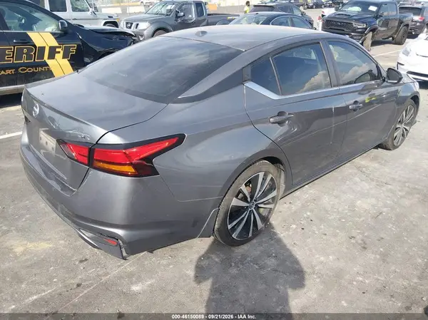1N4BL4CVXKC136822 — 2019 Nissan Altima, фото 4 с аукциона IAAI, Передняя часть слева