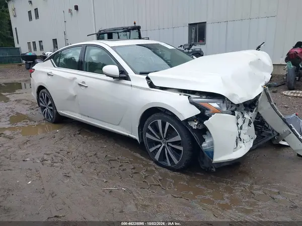 1N4BL4FW4KC175393 — 2019 Nissan Altima, Передняя часть (Front End), фото до ремонта