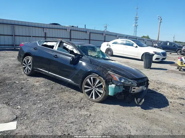 1N4BL4CV9KC125133 — 2019 Nissan Altima, Повреждения со всех сторон (All Over), фото до ремонта
