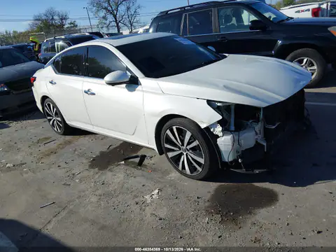 1N4BL4FW2KC206835 — 2019 Nissan Altima, Передняя часть, фото до ремонта