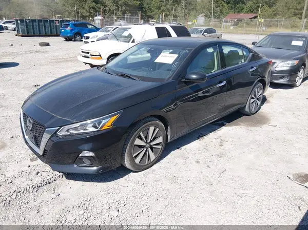 1N4BL4EW1LC214878 — 2020 Nissan Altima, фото 2 с аукциона IAAI 06.10.2026, Естественный износ