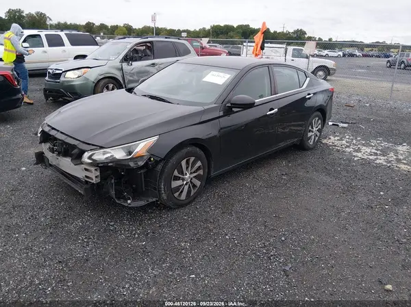 1N4BL4BV8LC236050 — 2020 Nissan Altima, фото 2 с аукциона IAAI, Передняя часть