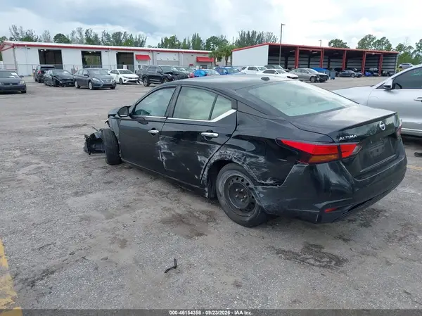1N4BL4BVXLC271110 — 2020 Nissan Altima, фото 3 с аукциона IAAI, Повреждения со всех сторон