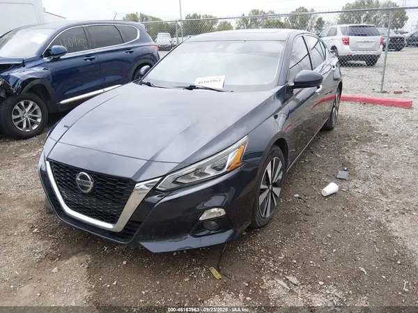 1N4BL4DV7LC285785 — 2020 Nissan Altima, фото 2 с аукциона IAAI, Задняя часть
