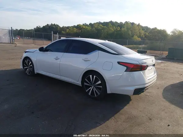 1N4BL4CVXLC276452 — 2020 Nissan Altima, фото 3 с аукциона IAAI, Передняя часть