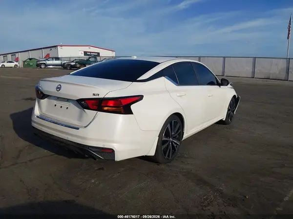 1N4BL4CVXLC276452 — 2020 Nissan Altima, фото 4 с аукциона IAAI, Передняя часть