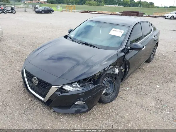 1N4BL4BV2LN306839 — 2020 Nissan Altima, фото 2 с аукциона IAAI, Передняя часть слева