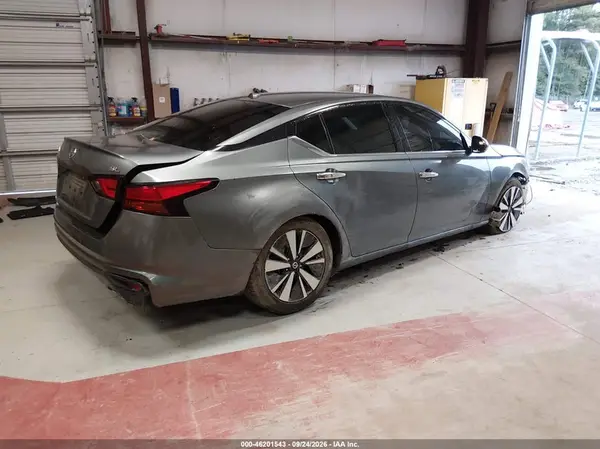 1N4BL4EV7LC243177 — 2020 Nissan Altima, фото 4 с аукциона IAAI 11.10.2026, Передняя часть