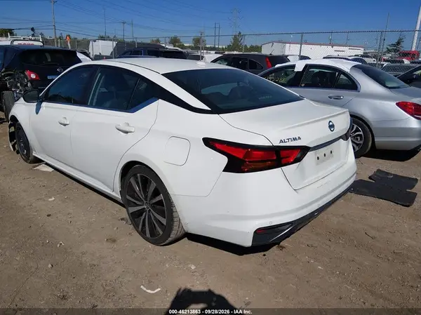 1N4BL4CVXLC171863 — 2020 Nissan Altima, фото 3 с аукциона IAAI, Правый бок
