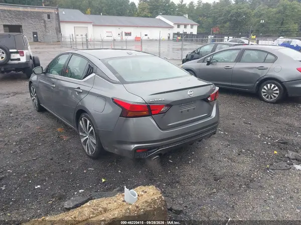 1N4BL4CV6LC129237 — 2020 Nissan Altima, фото 3 с аукциона IAAI, Передняя часть справа