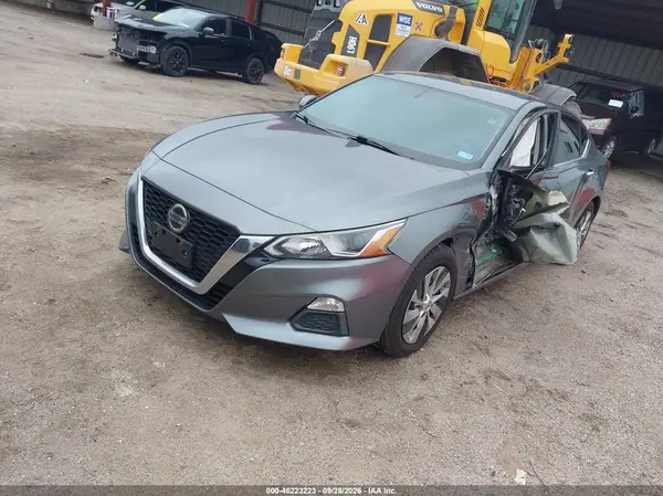 1N4BL4BV6LC124136 — 2020 Nissan Altima, фото 2 с аукциона IAAI, Левый бок