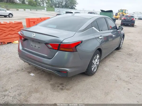 1N4BL4BV6LC124136 — 2020 Nissan Altima, фото 4 с аукциона IAAI, Левый бок