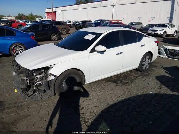 1N4BL4BV0LC175597 — 2020 Nissan Altima, фото 2 с аукциона IAAI, Передняя часть