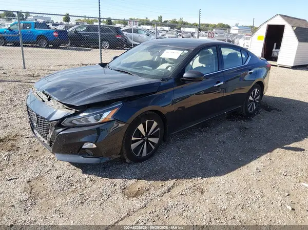 1N4BL4DV5LC271416 — 2020 Nissan Altima, фото 2 с аукциона IAAI, Передняя часть