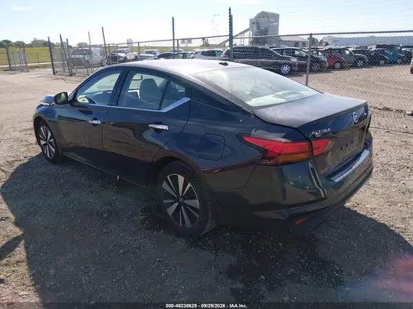 1N4BL4DV5LC271416 — 2020 Nissan Altima, фото 3 с аукциона IAAI, Передняя часть