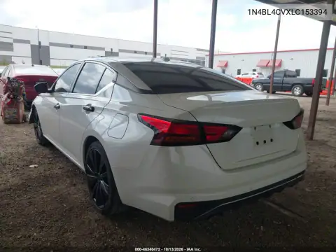 1N4BL4CVXLC153394 — 2020 Nissan Altima, Передняя часть, фото до ремонта