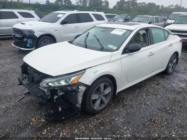 1N4BL4DV9MN409433 — 2021 Nissan Altima, фото 2 с аукциона IAAI, Передняя часть