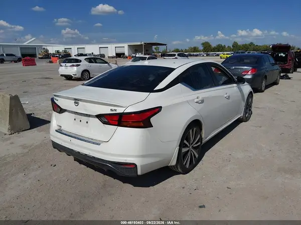 1N4BL4CV1MN370743 — 2021 Nissan Altima, фото 4 с аукциона IAAI 30.09.2026, Естественный износ