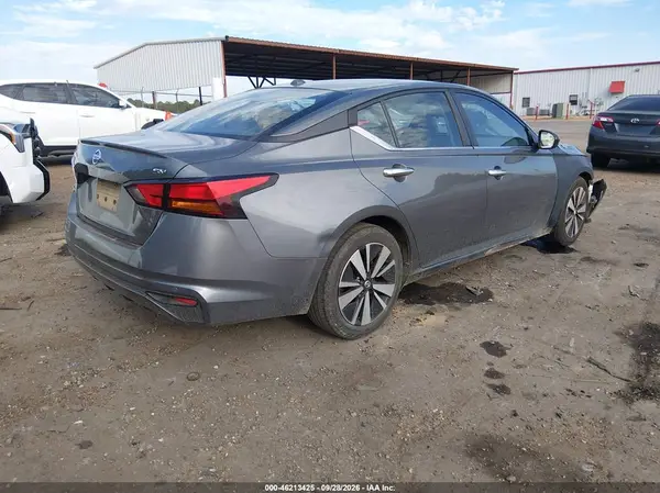 1N4BL4DV4MN306727 — 2021 Nissan Altima, фото 4 с аукциона IAAI, Передняя часть